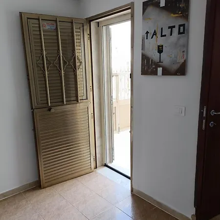 בית נופש Dimora Vincenzo גאליפולי